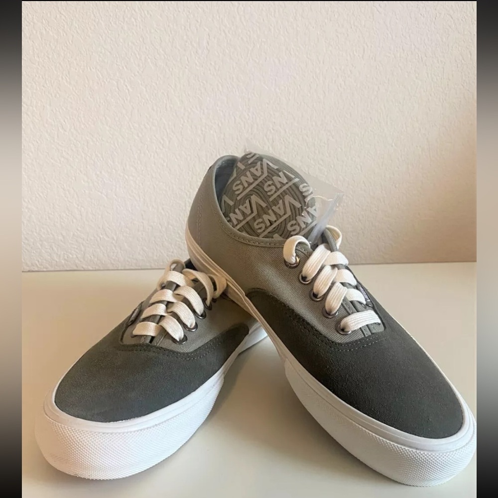New Vans Authentic Pro Shoes Green Men Size 7